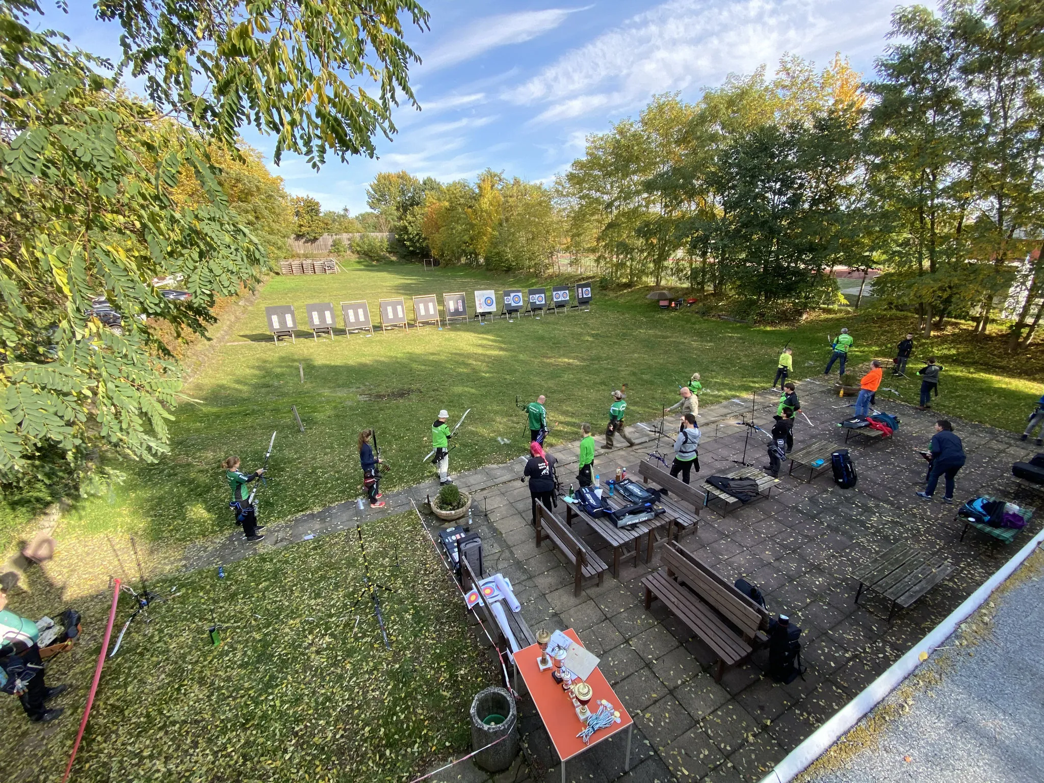 “Was willst du schießen?“ „Ja, was gibt es denn alles?“