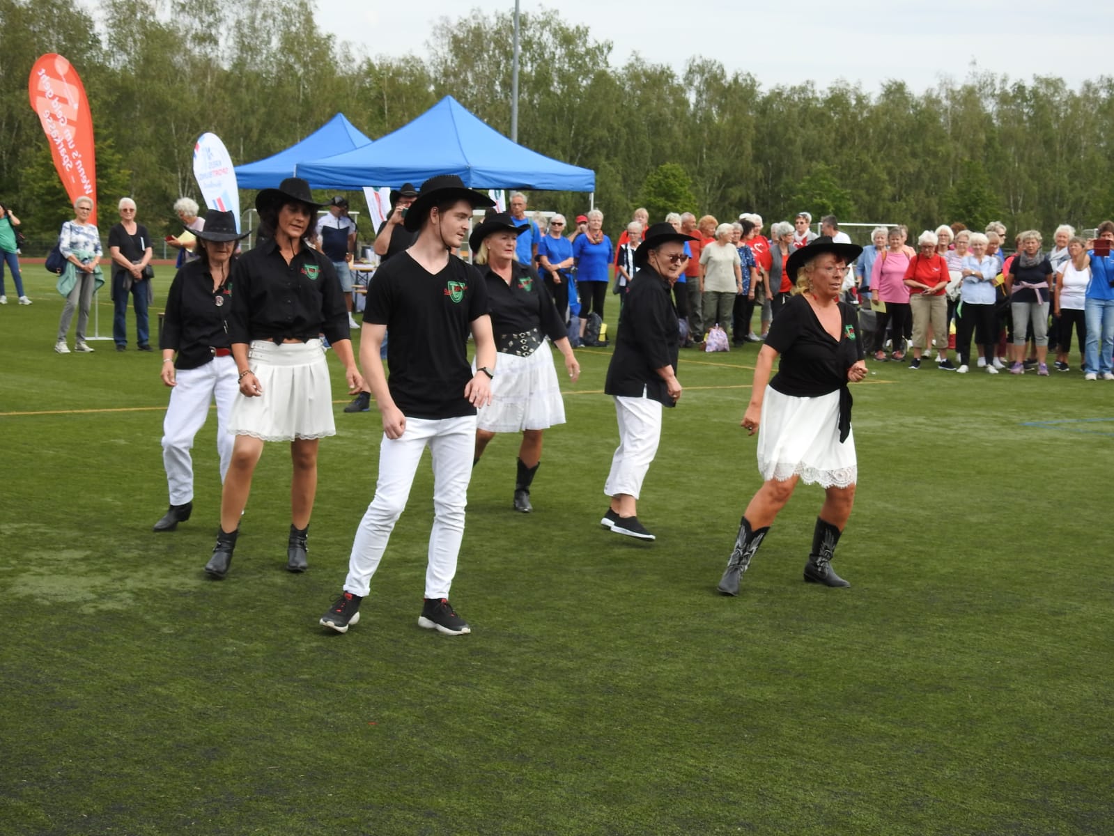 Auftritt & Workshop der Line Dancer beim Seniorensportfest